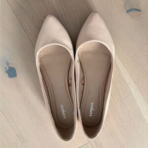 Express Women's Tan Flats